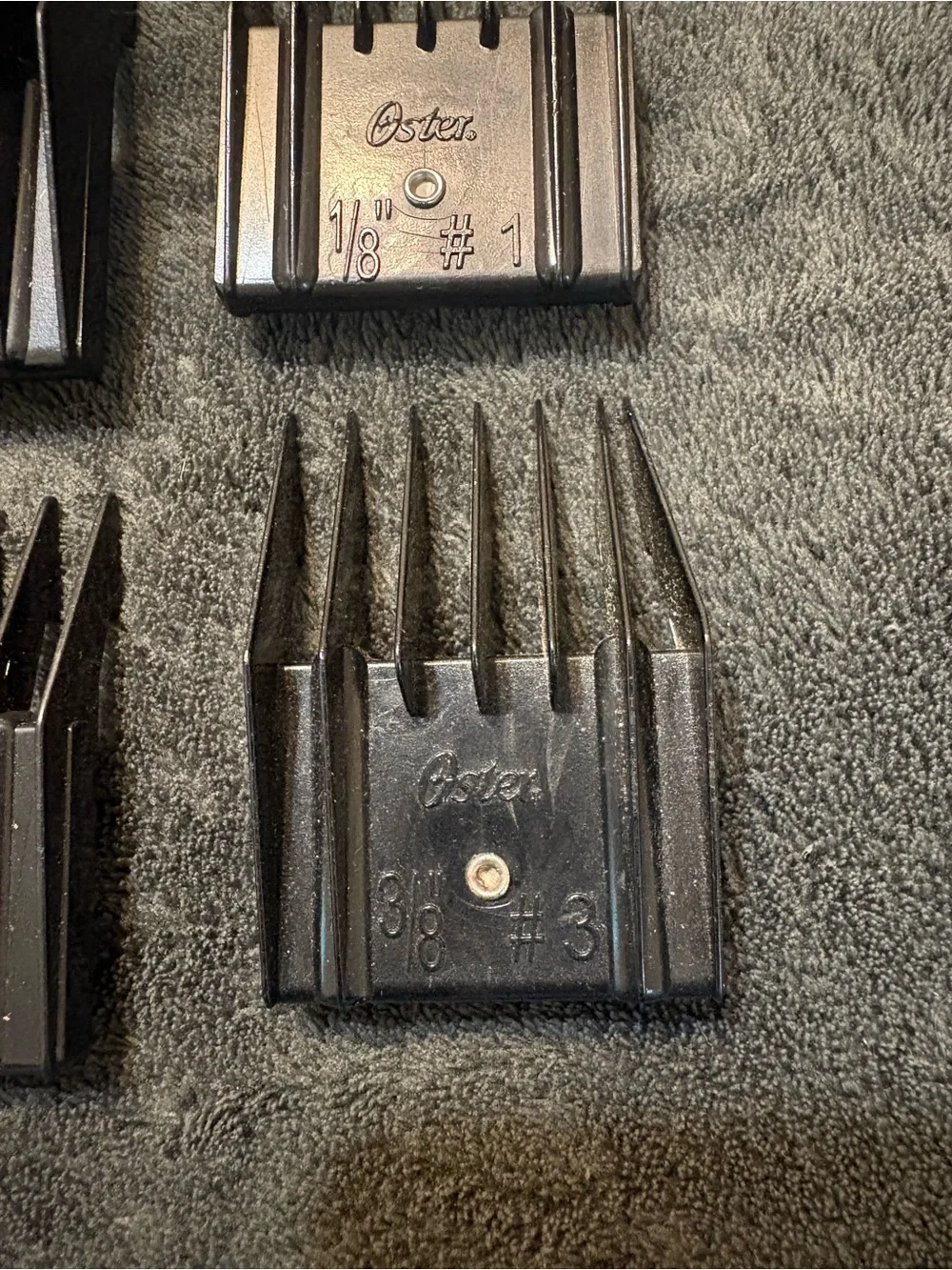 Vintage Oster Classic 76 Heavy Duty Hair Clipper w/ 000 Blade & 4 Guide Combs